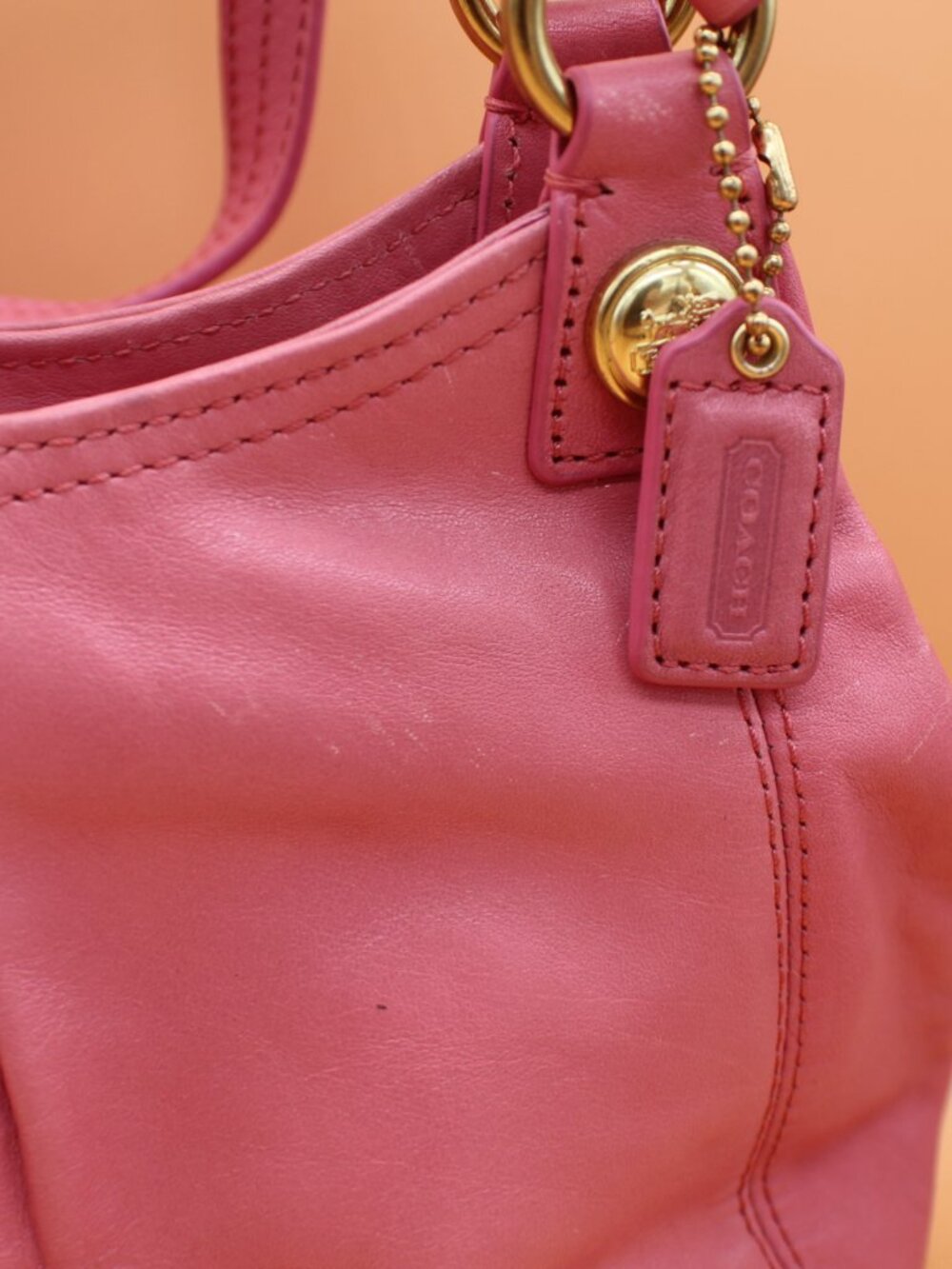 Coach Pink Leather Handbag Shoulder Bag Gold Hardware Classic Style - Picture 7 of 14